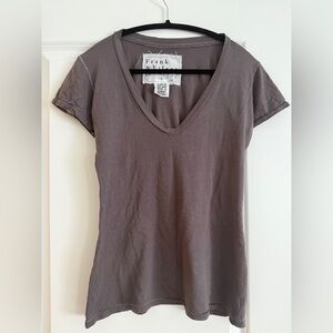 Frank & Eileen Charcoal V-Neck Tee Sz S